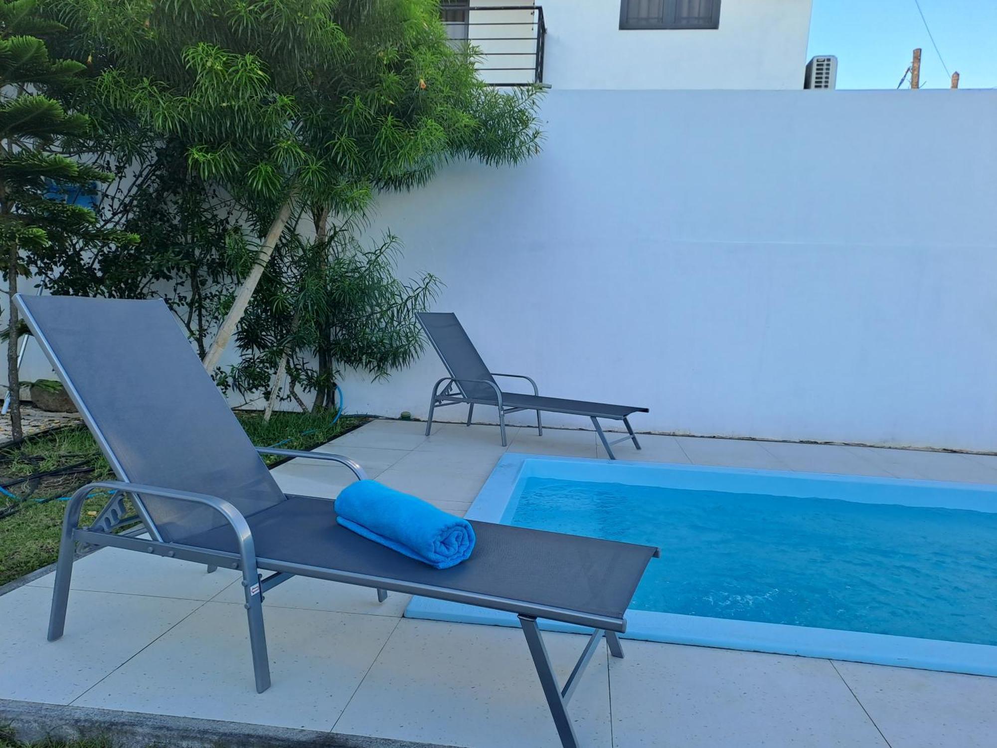 Maison Mont Choisy - One Or Two Bedrooms Apartment Trou aux Biches Exterior photo