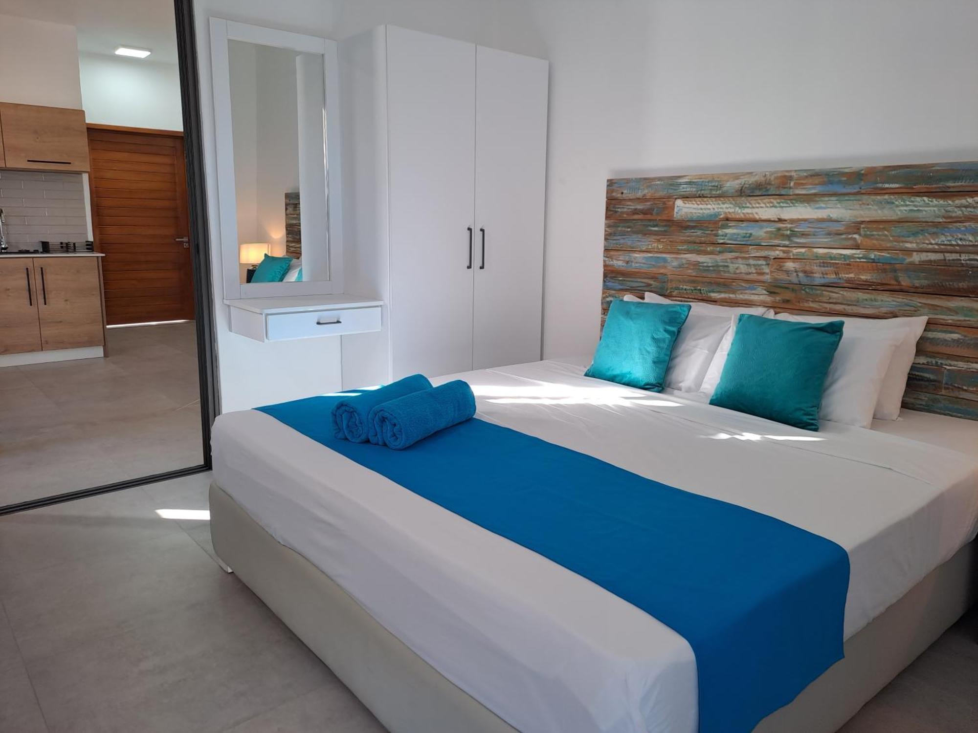 Maison Mont Choisy - One Or Two Bedrooms Apartment Trou aux Biches Exterior photo