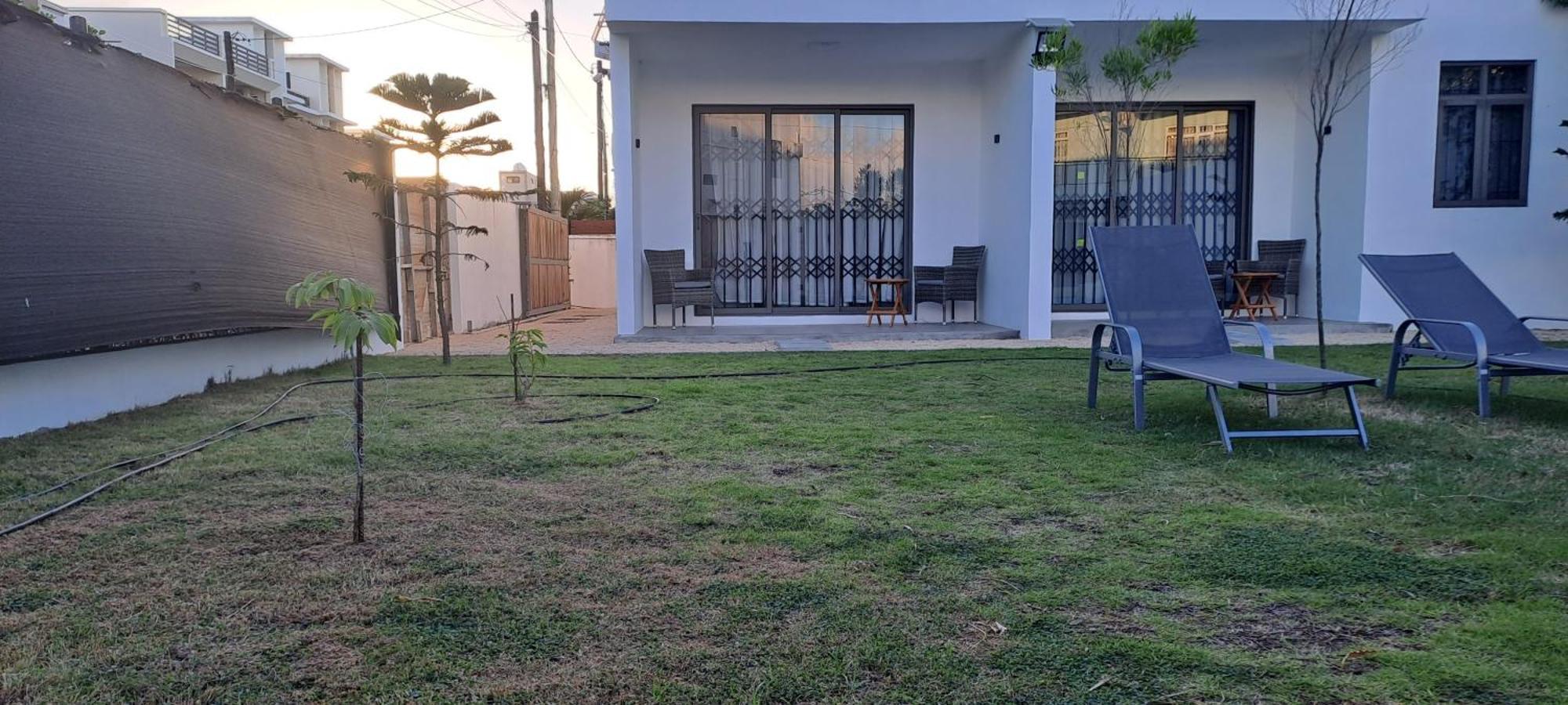 Maison Mont Choisy - One Or Two Bedrooms Apartment Trou aux Biches Exterior photo