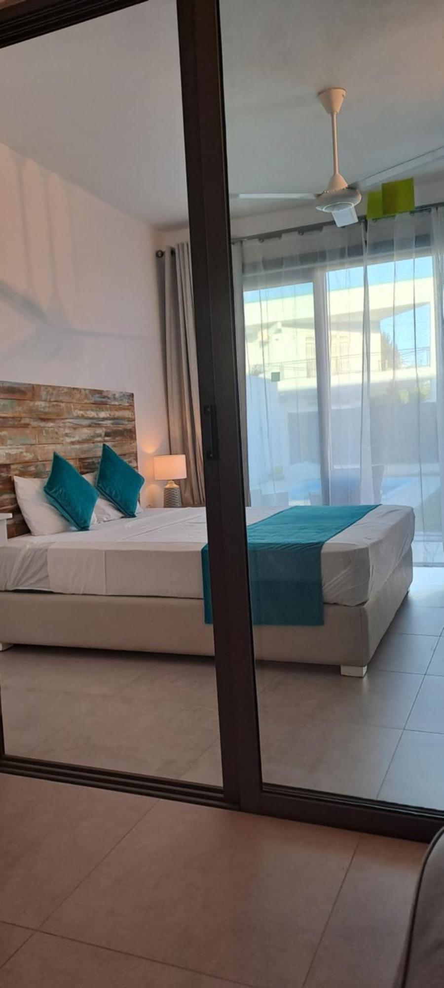 Maison Mont Choisy - One Or Two Bedrooms Apartment Trou aux Biches Exterior photo